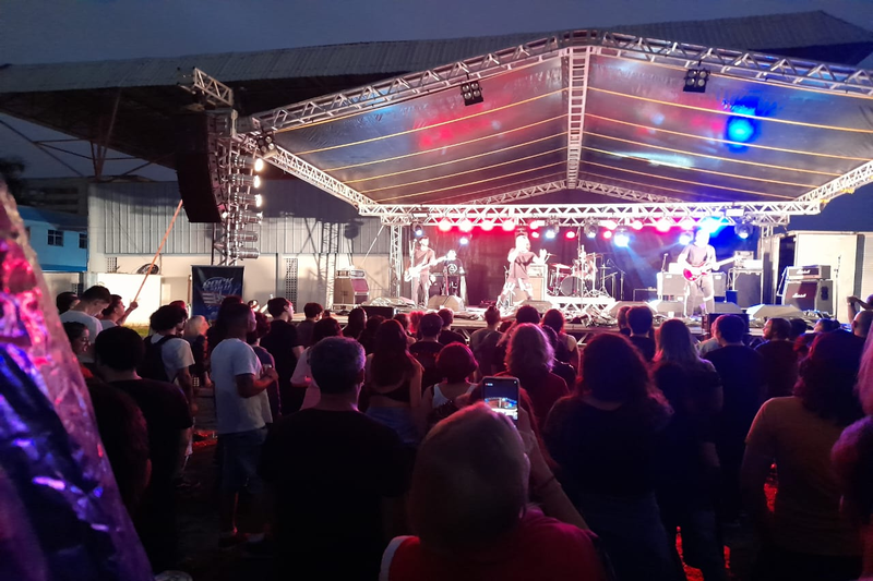 Rock In Blu Acontece Neste Fim De Semana Na Rua Das Palmeiras Em